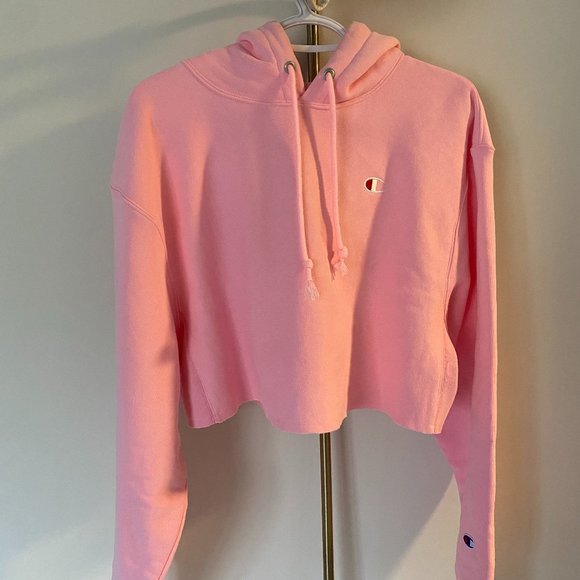 Champion Medium Reverse Weave Cropped Cut-off Hoodie in Pink - Picture 1 of 5